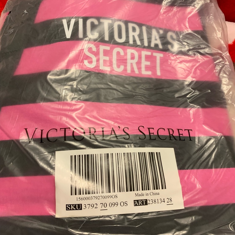 Victoria’s Secret tote bags NIP